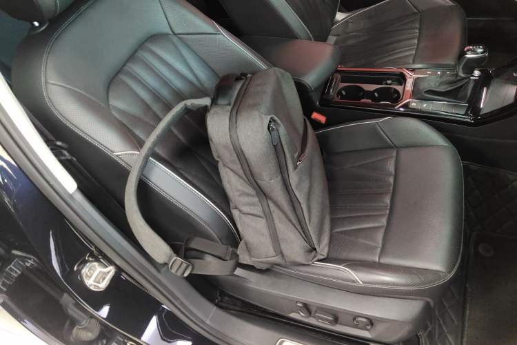 Used Volkswagen Passat 2023 330TSI Starry Luxury Edition
