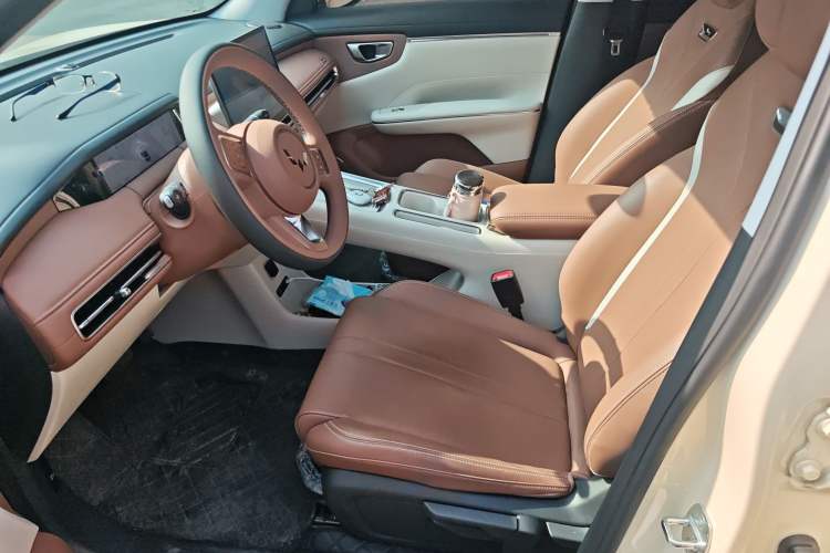 Used Wuling Bingo S 2025 Model 325km Deluxe Edition