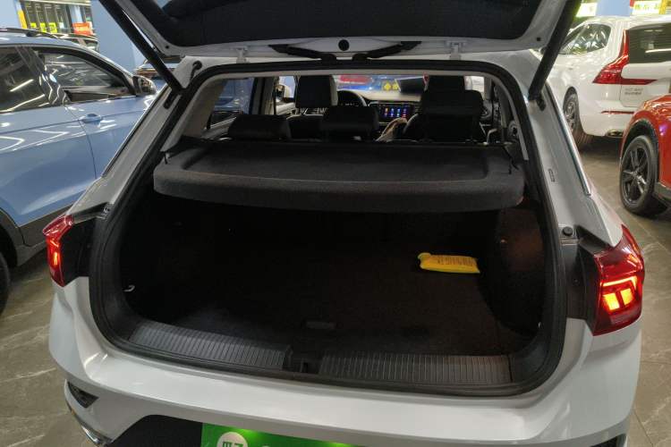 Used Volkswagen T-ROC 2022 280TSI DSG Two-Wheel Drive Comfort PLUS
