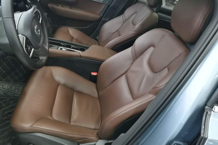 Used Volvo S90 2018 T4 Zhiyi Edition
