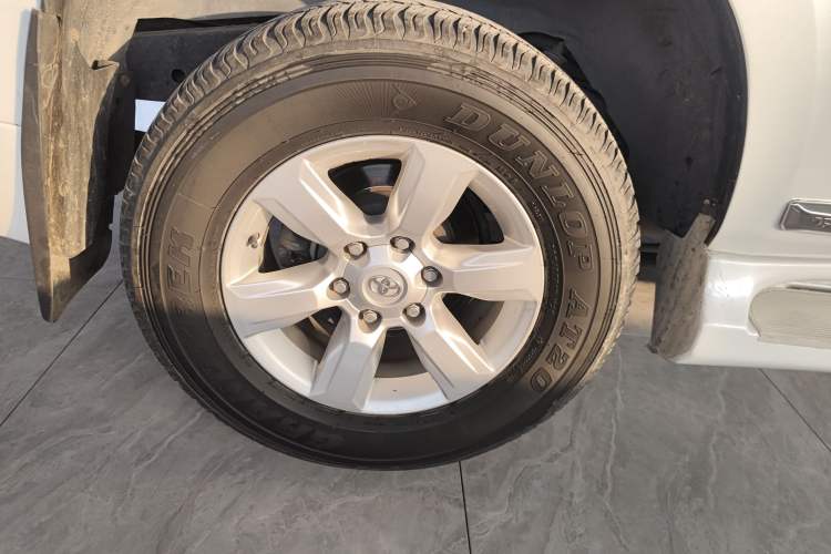 Used Toyota Prado 2014 2.7L Automatic Luxury Edition
