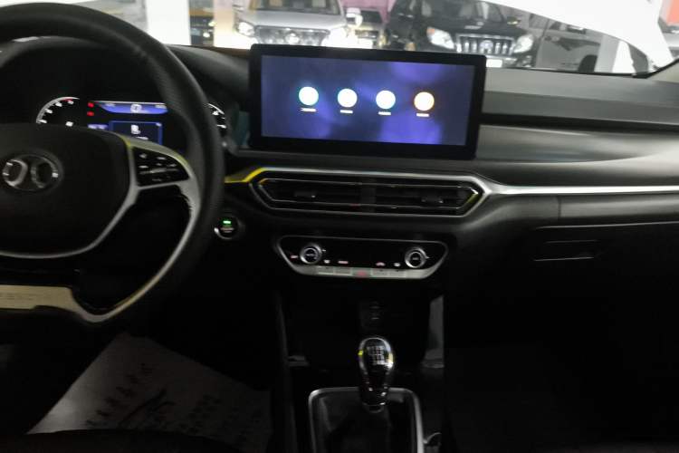 Used BAIC Beijing U7 2019 1.5T Manual Elite Edition China VI
