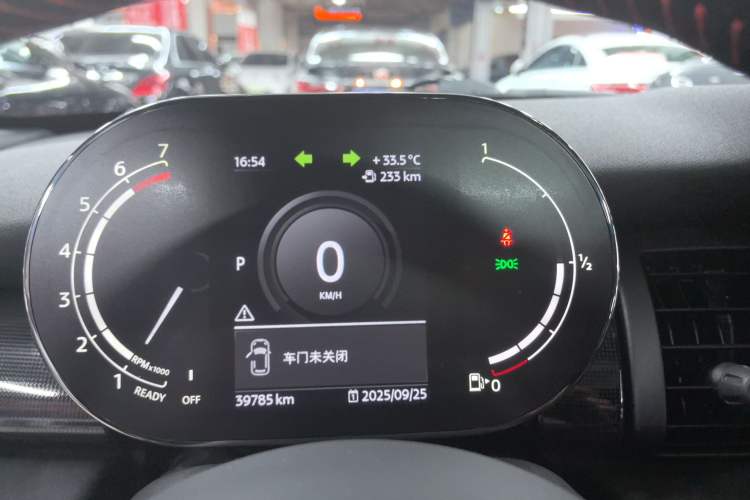 Used  MINI 2021 1.5T COOPER Racing Edition Five-Door Model
