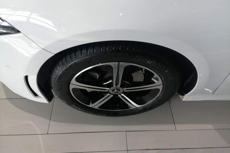 Used Mercedes-Benz A-Class 2022 Revised Version A 200 L Sport Sedan Fashionable Style