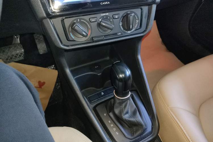 Used Volkswagen Santana 2021 1.5L Automatic Fashion Edition