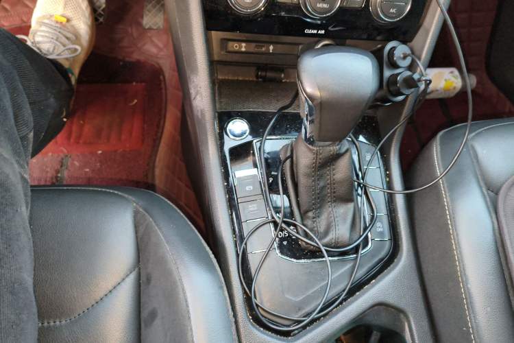 Used Volkswagen Tiguan L 2017 330TSI Automatic Two-Wheel Drive Luxury Edition
