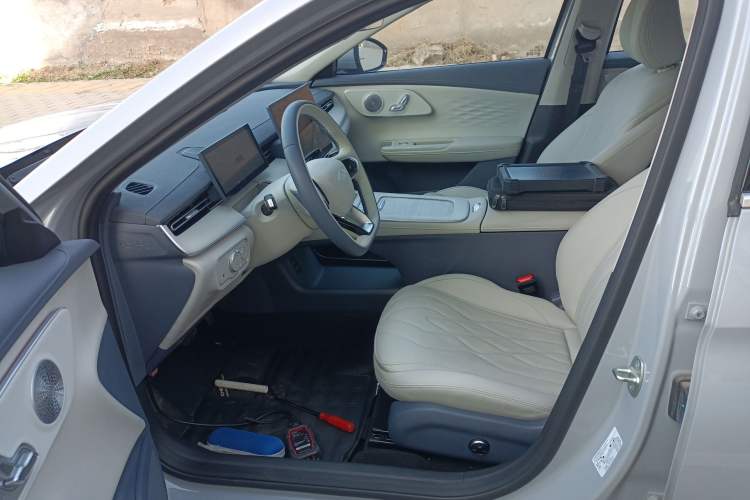 Used Chery Fengyun A8L 2025 1.5 TGDI 145 km Luxury Version
