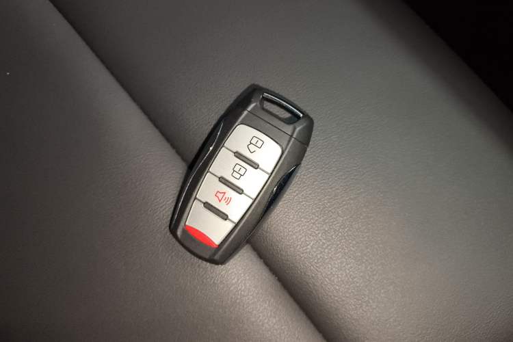 Used Great Wall Poer 2023 2.0T Commercial Version Automatic Diesel 4x4 Elite Long-Box GW4D20M
