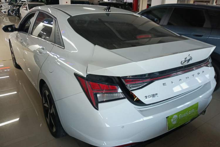 Used Hyundai Elantra 2021 1.5L CVT LUX Prestige Edition