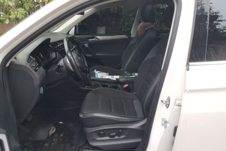 Used Volkswagen Tiguan L 2019 330TSI Automatic Two-Wheel Drive Panoramic Comfort Edition China VI Standard
