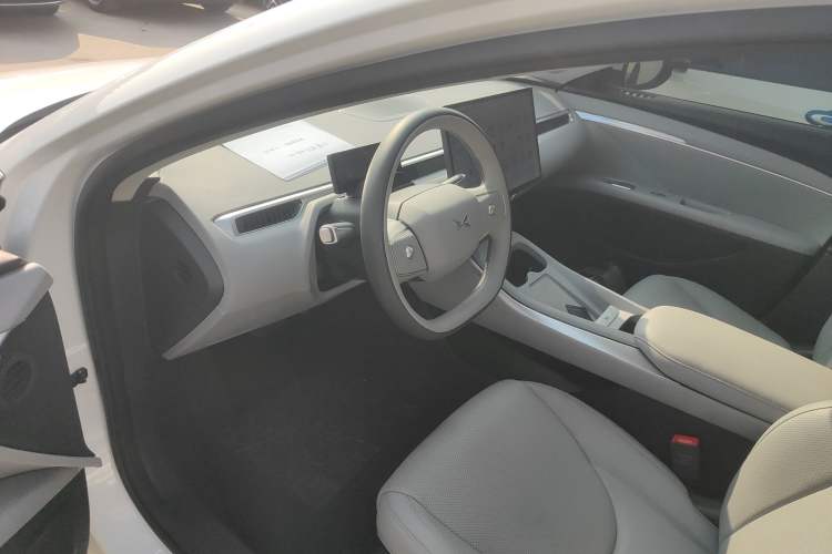 Used XPeng MONA M03 2024 620 with Ultra-Long Range