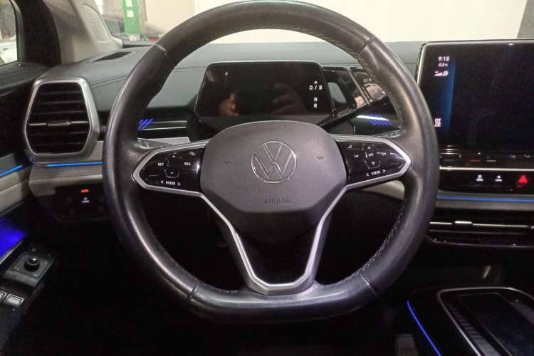 Used Volkswagen ID.6 CROZZ 2022 Long-Range PRO Edition