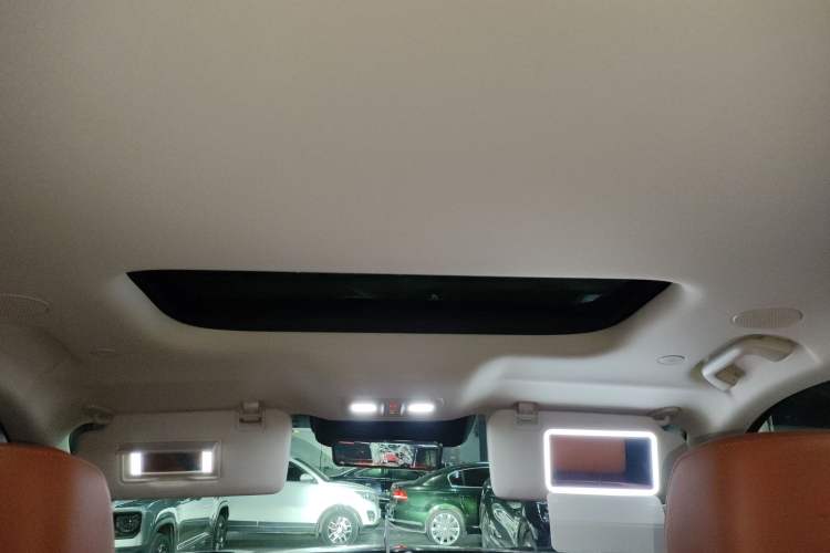 Used Wey Lanshan 2025 Four-Wheel Drive Max