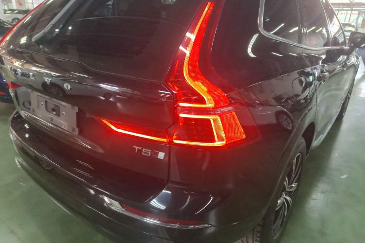 Used Volvo XC60 2021 T5 4x4 Smart Luxury Edition
