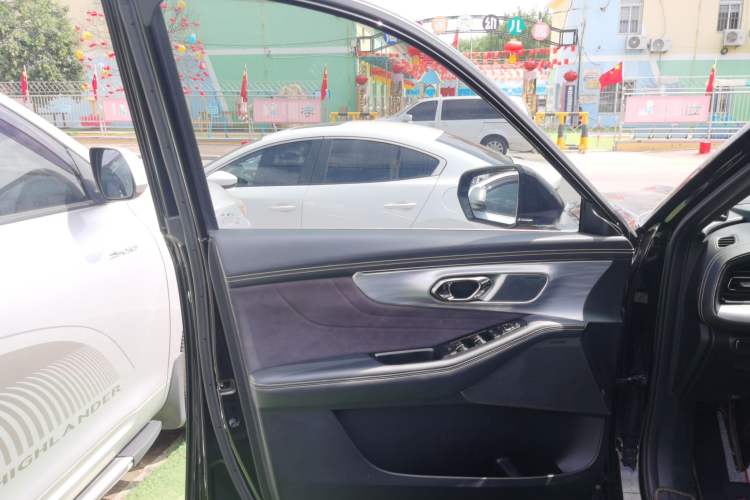 Used GAC Trumpchi GS8 2022 Double-Energy Series 2.0TM Four-Wheel Drive Premium Edition (7 Seats)
