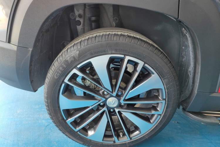 Used Changan CS35PLUS 2021 Blue Whale NE 1.4T DCT Prestige Model
