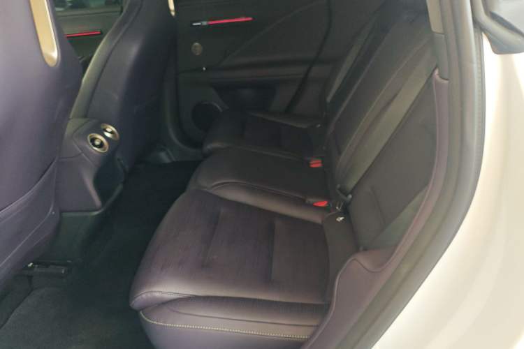 Used  07 2024 Pro+ All-Electric Version
