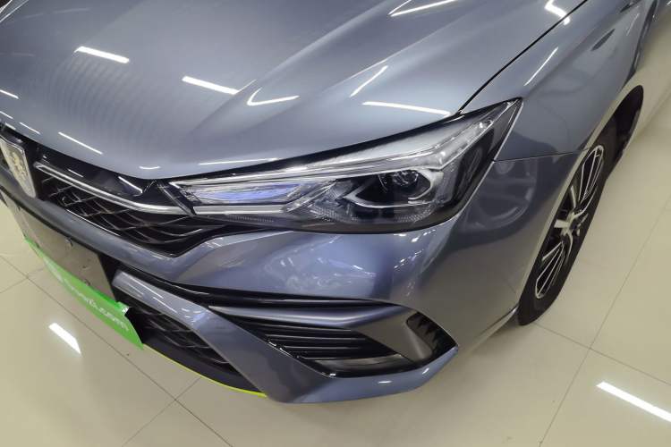 Used Roewe i5 2021 1.5L CVT Platinum Edition
