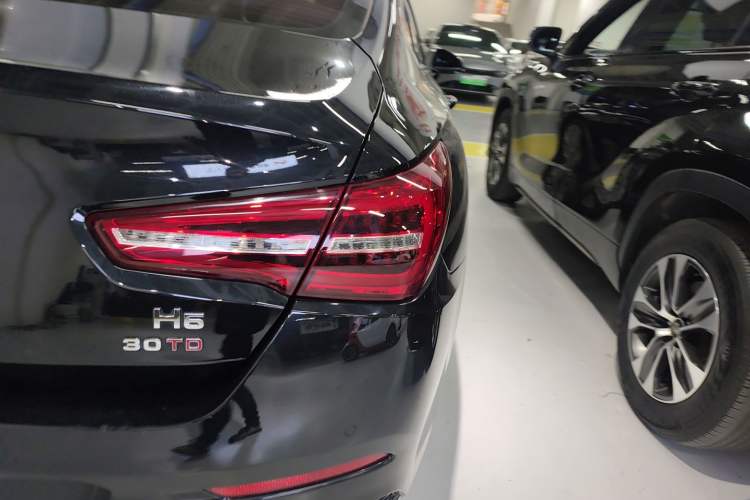 Used Hongqi H5 2022 Classic Model Facelift 1.5T DCT Qiyun Edition