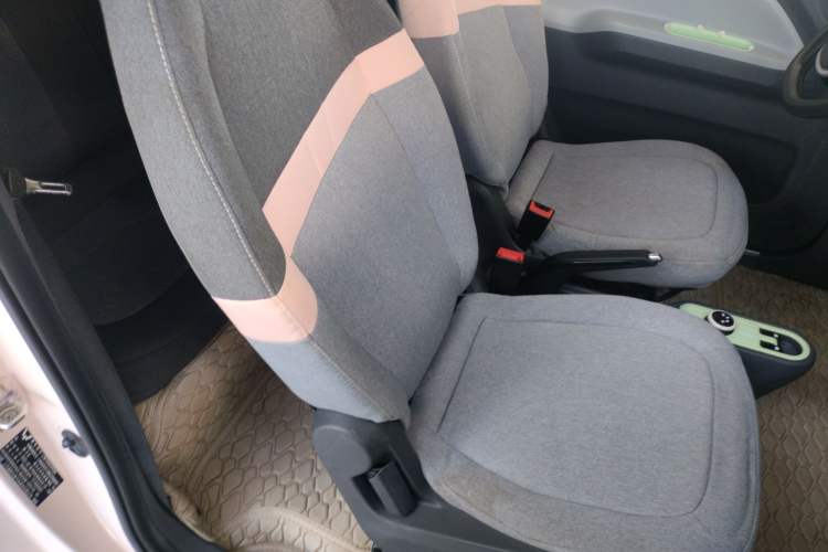 Used Wuling Hongguang MINIEV 2021 Macaron Fashion Model Lithium Iron Phosphate