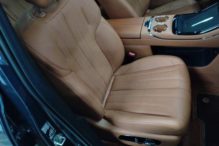 Used AION V 2024 Aion Tyrannosaurus 650 Smart Premium Edition
