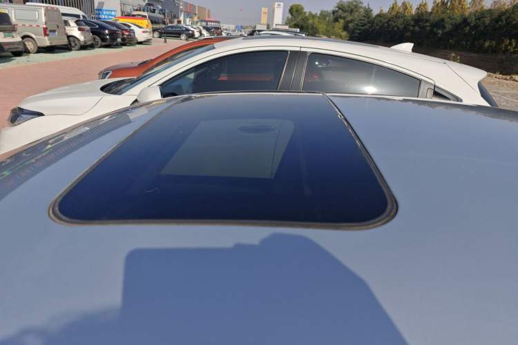 Used Volkswagen Santana 2015 1.6L Automatic Comfort Edition
