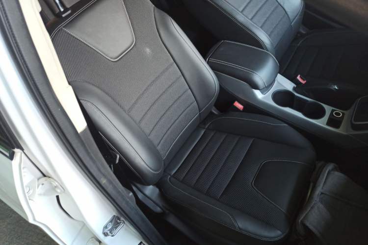 Used Ford Kuga 2015 1.5L GTDi Two-Wheel Drive Fashion Edition
