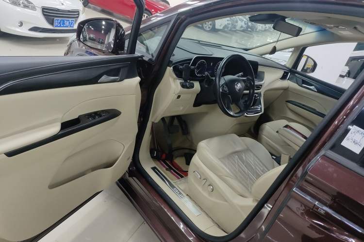 Used Buick GL8 2022 ES Landtrek 653T Flagship Model
