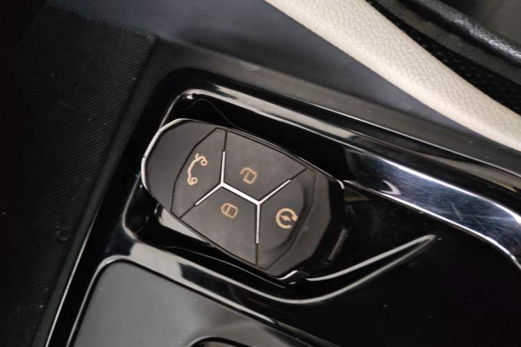 Used Lynk & Co 02 2019 1.5T DCT Two-Wheel Drive Shine Pro Edition China VI Standard
