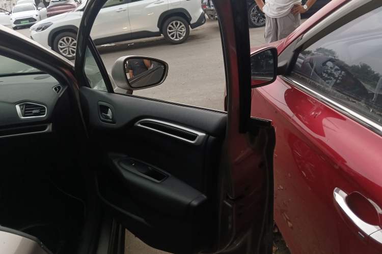 Used Citroen C4L 2015 1.8L Automatic Luxury Edition
