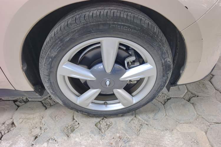 Used ORA Good Cat 2022 400km Standard Range Luxury Version Lithium Iron Phosphate
