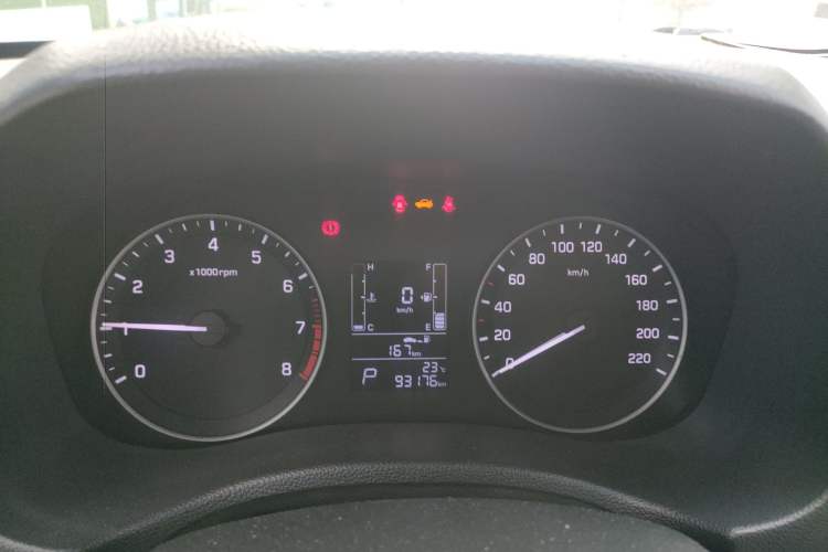 Used Hyundai ix25 2015 1.6L Automatic Two-Wheel Drive Fashionable GS Model
