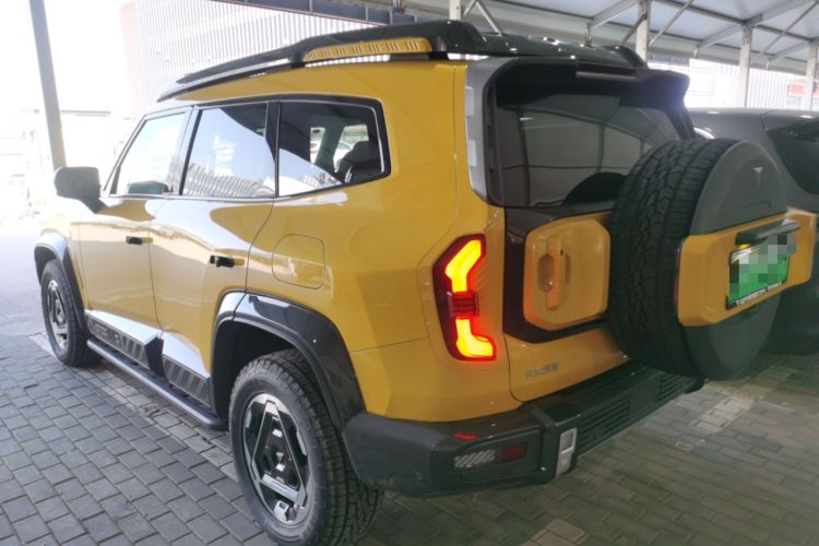 Used  G318 2025 Worry-Free Adventure Edition Four-Wheel Drive Secret Realm Version