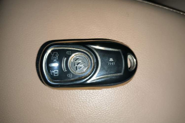 Used Buick GL6 2021 323T Mild Hybrid Connect Luxury Model
