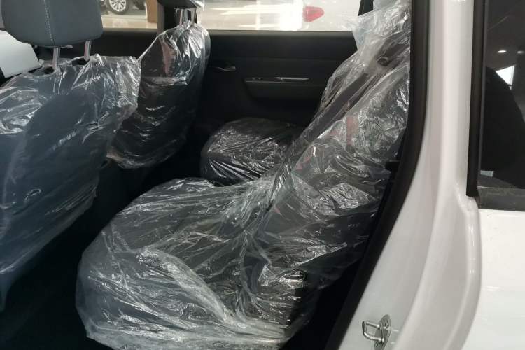 Used Wuling Hongguang New Energy 2025 Extended-Range Hybrid 50KM Comfort Version
