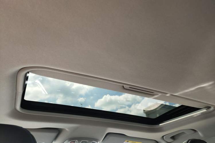 Used Peugeot 408 2024 360THP "Da Da" Model – Latou Edition