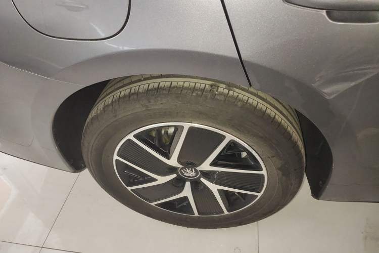 Used BYD Qin L 2025 DM-i Smart Drive 120KM Superior Model