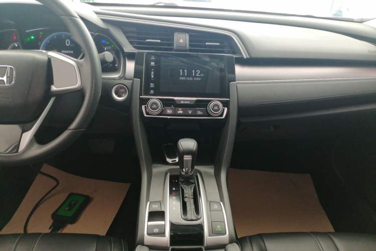 Used Honda Civic 2016 220TURBO CVT Luxury Edition
