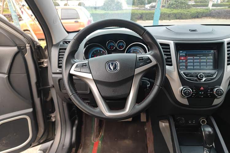 Used Changan CS35 2014 1.6L Automatic Luxury Model China IV Standard