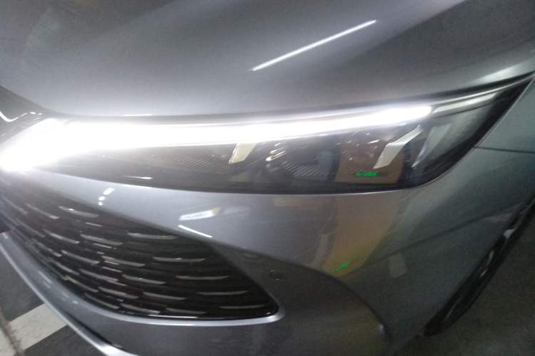 Used BYD Qin L 2025 DM-i Smart Drive 120KM Superior Model
