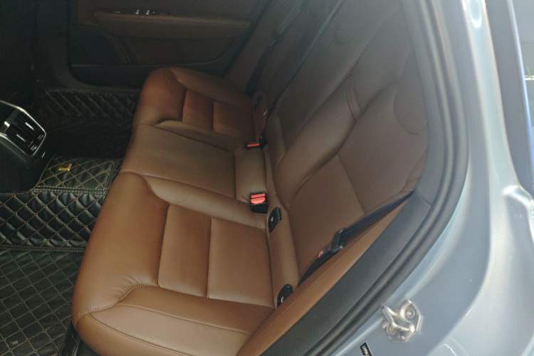 Used Volvo S90 2018 T4 Zhiyuan Edition
