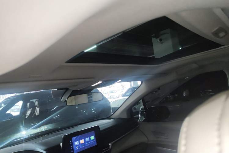 Used Toyota Sienna 2021 2.5L Hybrid Comfort Edition
