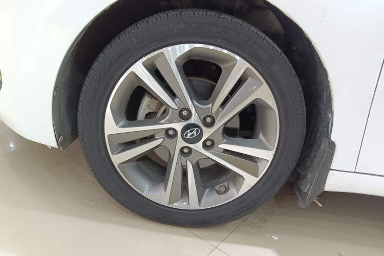 Used Hyundai Elantra (6th Generation / Lingdong) 2016 1.6L Automatic ZhiXuan – Elite Version