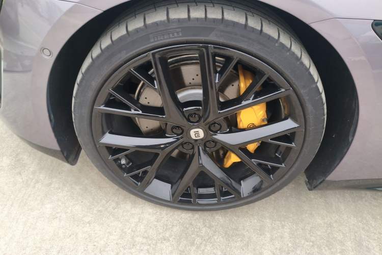 Used  SU7 2024 Four-Wheel Drive Ultra-Long Range Advanced Intelligent Driving Max Edition
