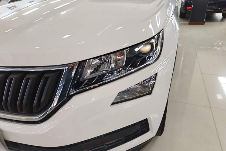 Used Skoda Kodiaq 2019 Restyled TSI330 5-Seater Two-Wheel Drive Standard Version China VI