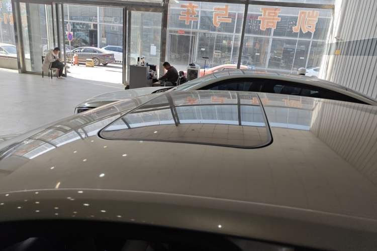 Used Skoda Rapid 2013 1.6L Manual Smart Selection Model
