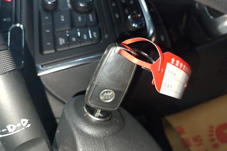 Used Buick Encore 2015 1.4T Automatic Two-Wheel Drive Urban Elite Version
