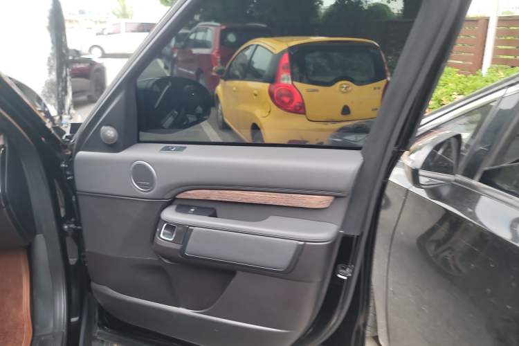 Used Land Rover Discovery 2017 3.0 SC V6 HSE
