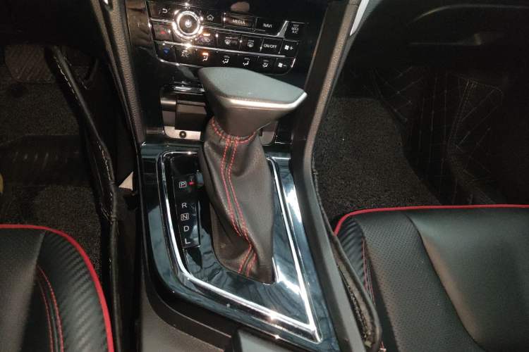 Used Venucia D60 2018 1.6L CVT Smart Connect Luxury Edition
