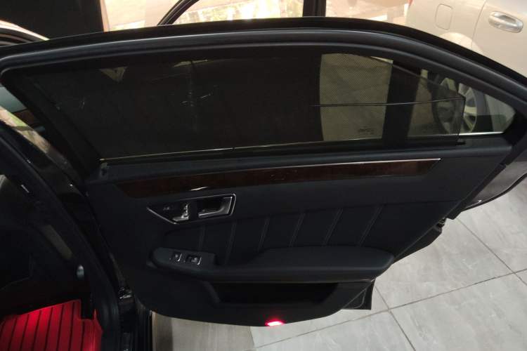 Used Mercedes-Benz E-Class 2014 E 300 L
